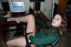 Hot gamer girl gets naked on camera