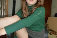 Hot gamer girl gets naked on camera