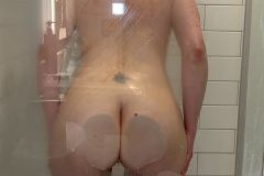 Snack on MILF Crack