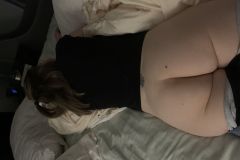 Snack on MILF Crack